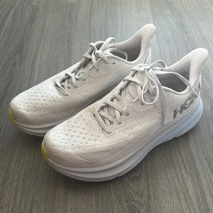 hoka shoes
